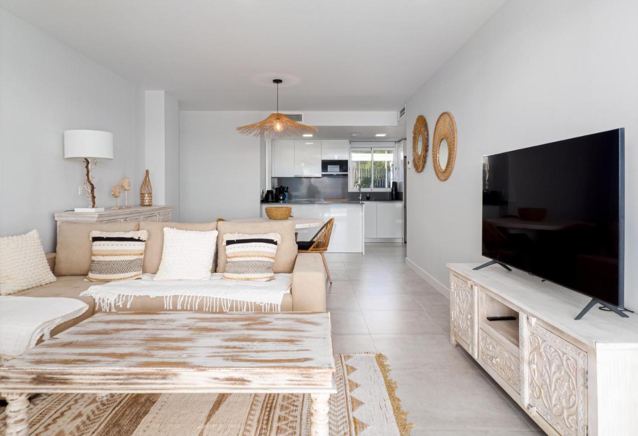 Via Celere 2325 Luxury Sea View Appartment Casares Dış mekan fotoğraf